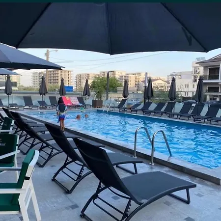 Cozy Studiou Mamaia Nord By Alezzi アパート ナボダリ